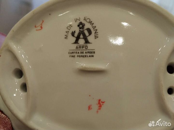 Фарфоровые статуэтки