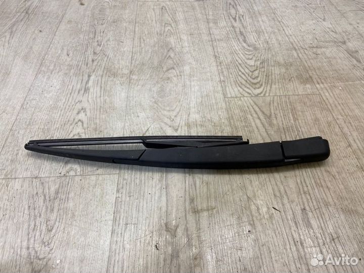 Дворник (стеклоочиститель ) задний Nissan Qashqai