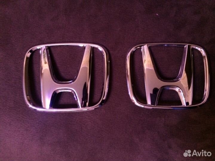 Эмлема honda. 75701SDA000.75700S5HT00