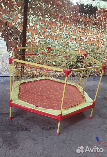 Батут-манеж leco