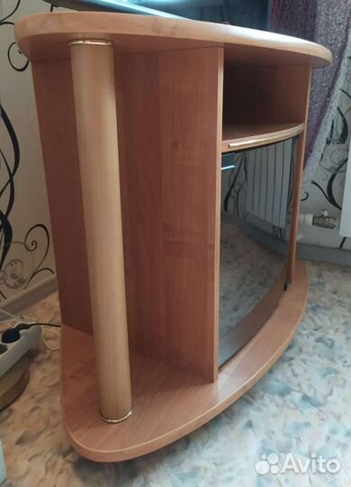 Тумба под телевизор