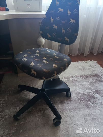 Компьютерное кресло