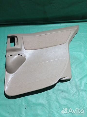 Обшивка двери задняя правая Toyota Raum