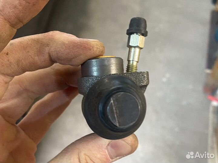 Цилиндр тормозной Audi 100/80/vw caddy/G3/passat/s