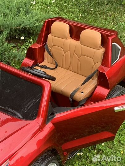 Электромобиль Lexus LX 570 красный