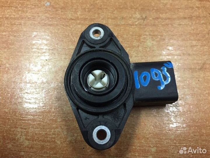 Датчик положения дроссельной заслонки Audi Q5 I (2