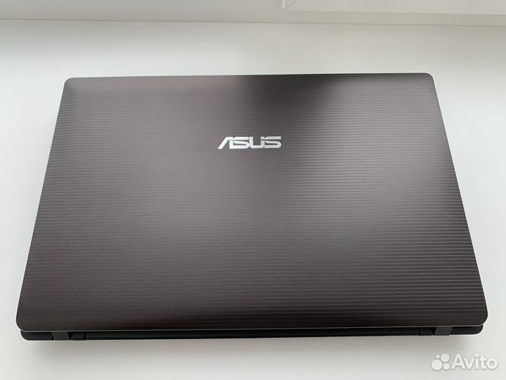 Ноутбук Asus