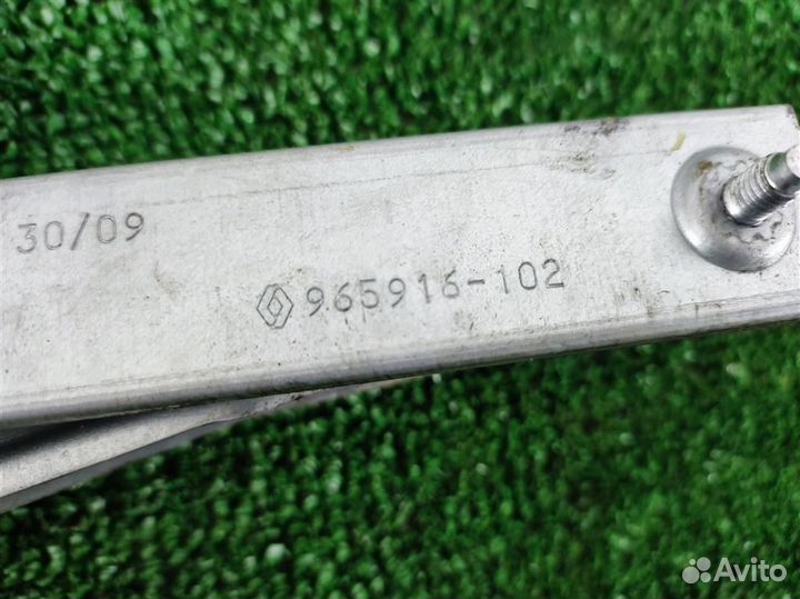 Стеклоподъемник передний правый Renault Scenic 3