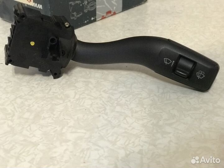 Ручка переключения стеклоочистителя Ауди а4 б6