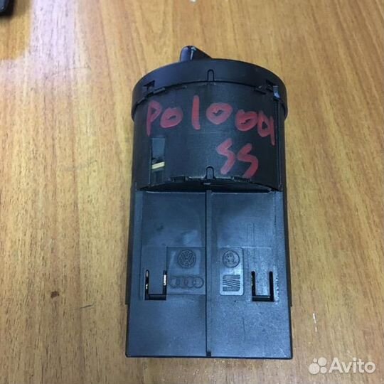 Переключатель света фар Фольксваген Поло