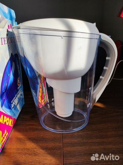 Фильтр кувшин для воды Аквариус. 3,7 литра