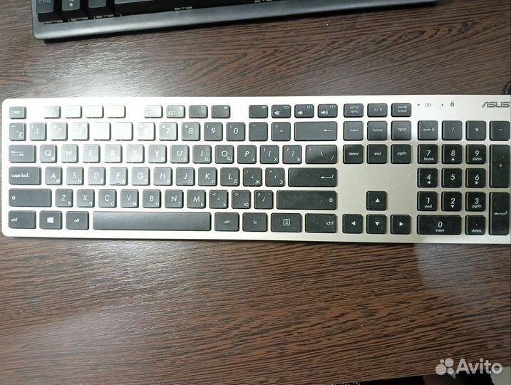 Беспроводная клавиатура + мышь asus