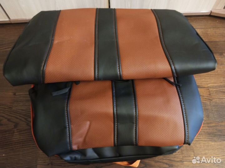 Авточехлы универсальные.Новые