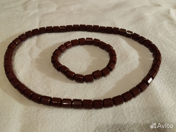 Турманиевый комплект (бусы и браслет)