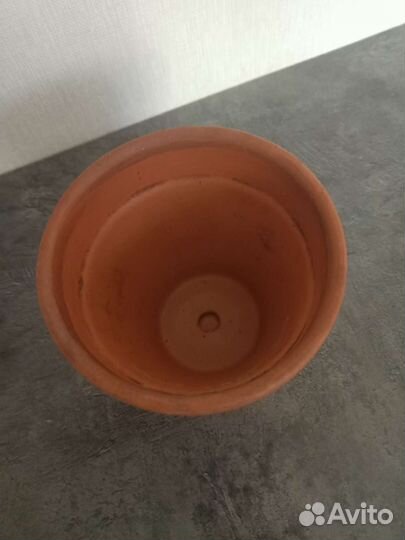 Горшок глиняный с поддоном h10