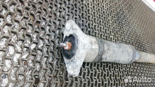 Амортизатор задней балки KIA magentis MG (EEA25LX0