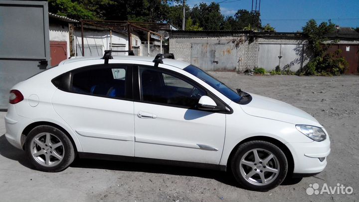 Багажник на крышу Chery M11 с 2008г