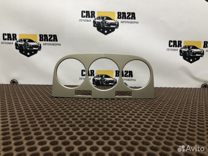 Накладка Audi A8