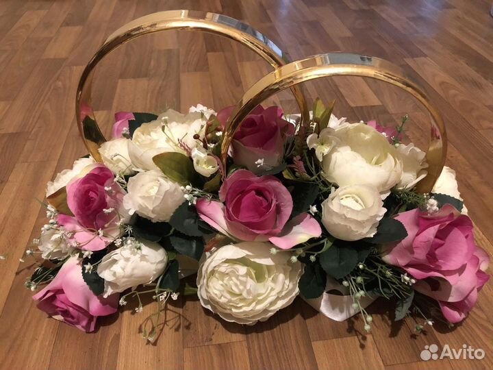 Свадебные украшения на машину