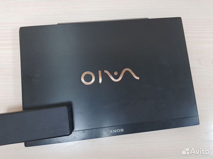 Ноутбук Sony Vaio на Core i7 с GeForce 2Gb