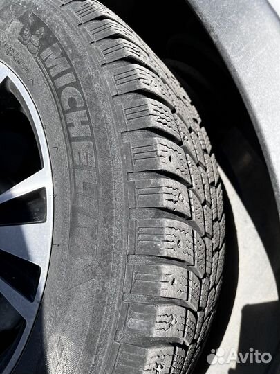 Michelin Latitude X-Ice North 225/65 R17