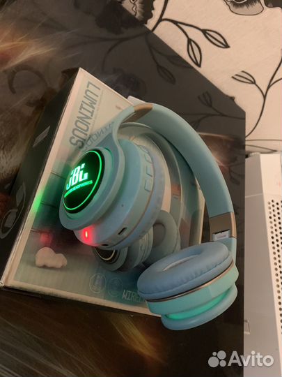 Блютуз наушники JBL