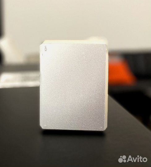 Внешний жесткий диск LaCie Mobile Drive 5TB серый