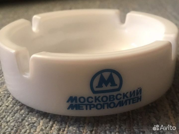 Пепельница, фарфор. Московский метрополитен