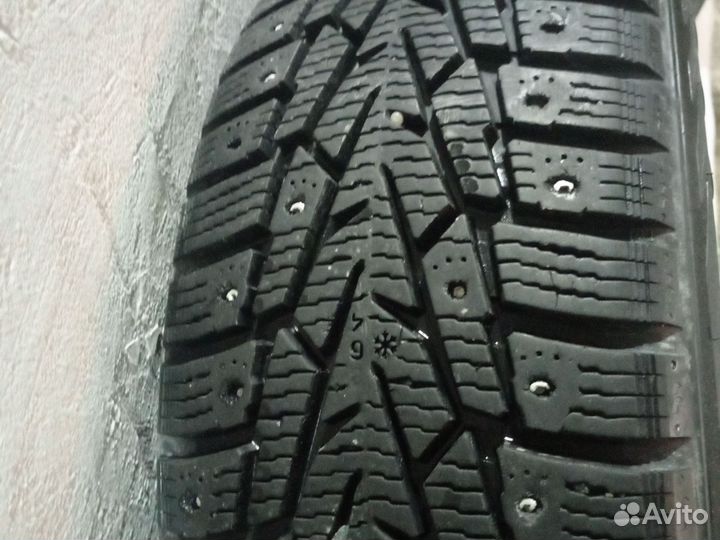 Nokian Tyres Hakkapeliitta 7 185/65 R15 50W