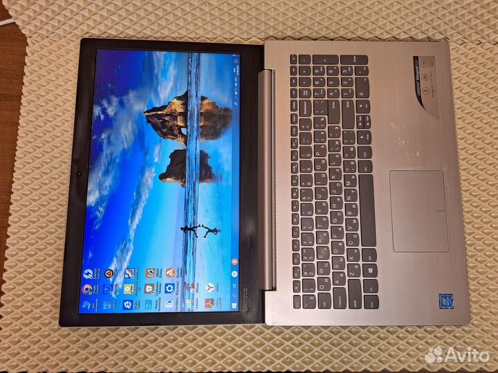 Быстрый Lenovo 320-15IAP (4 ядра, 8 Gb, SSD 250 G)