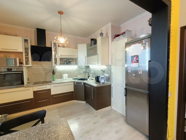 3-к. квартира, 76,7 м², 8/9 эт.