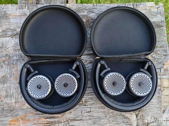 Наушники Mercedes w222