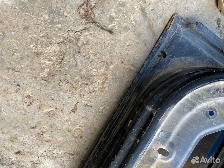 Дверь боковая задняя правая Renault Logan К7М 2011