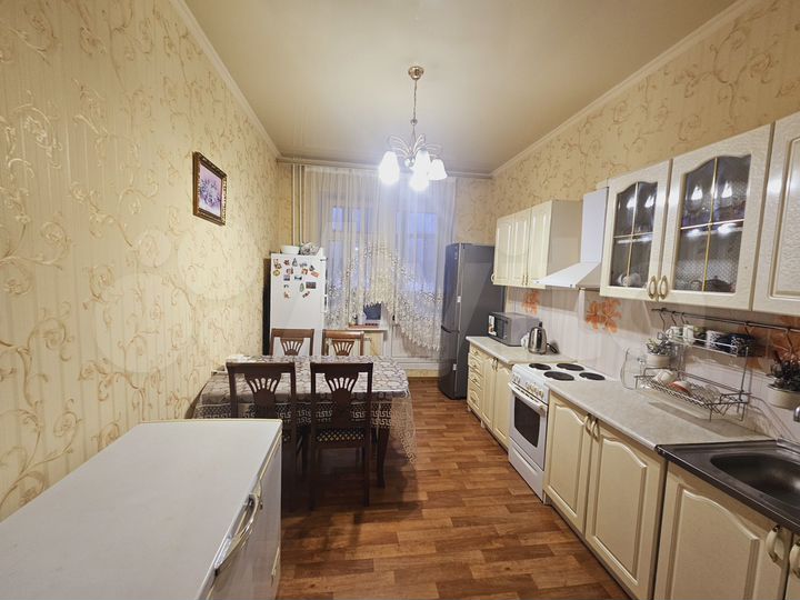 3-к. квартира, 81 м², 1/5 эт.