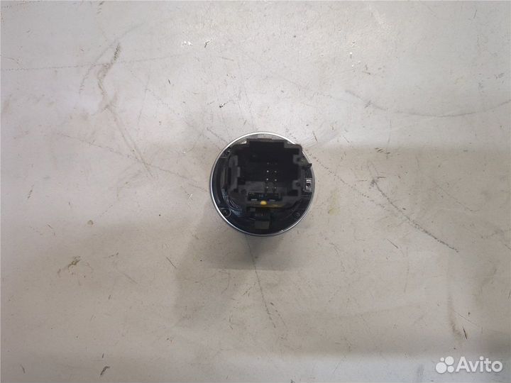 Кнопка запуска двигателя Chevrolet Malibu 2018, 20