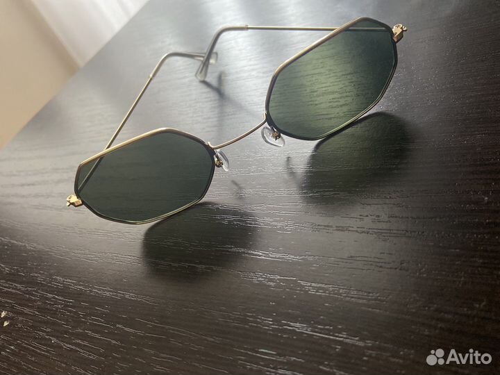 Солнцезащитные очки