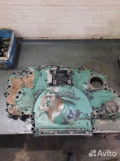 Лобовая плита (передняя крышка) Volvo d12 c