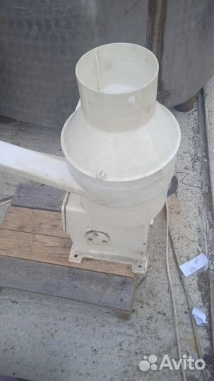 Сепаратор-сливкоотделитель марки Ж5-осб