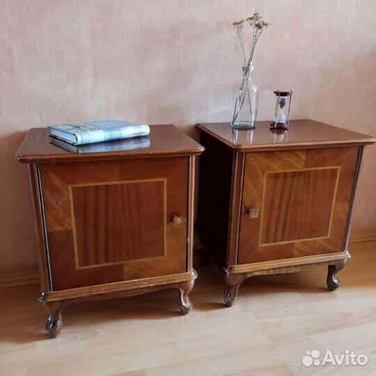 Тумба прикроватная