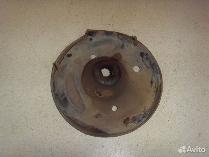 Опора пружины передней 5462022000 Hyundai Getz TB