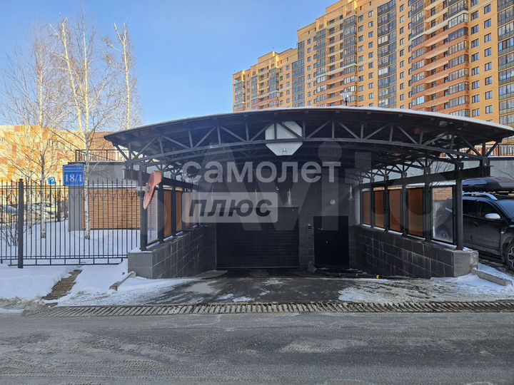 Машиноместо, 14 м²