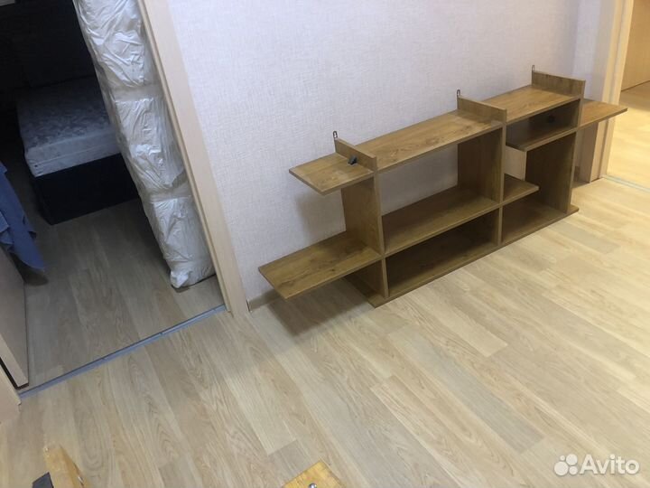 Полка настенная навесная