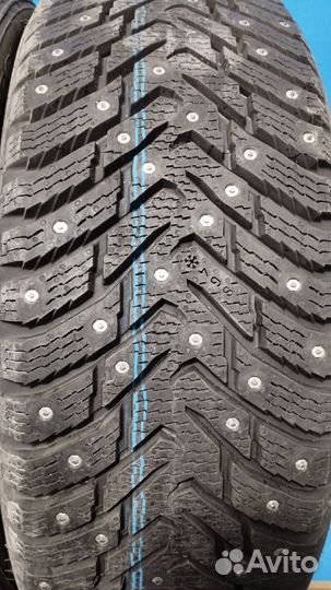 Nokian Tyres Nordman 8 SUV 215/65 R16