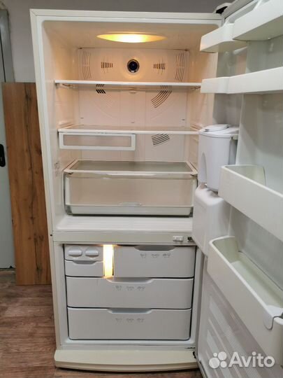 Холодильник Samsung с гарантией