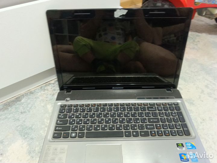 Монитор, ноутбук, ноутбук