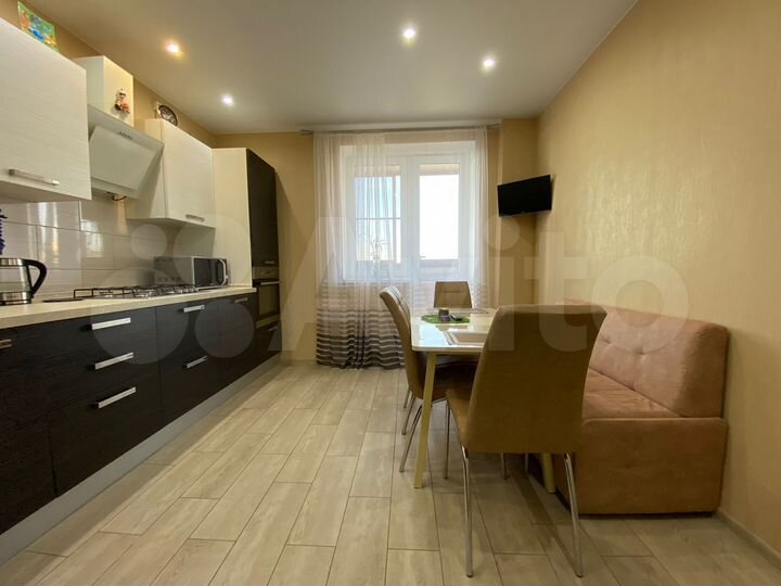 2-к. квартира, 75 м², 8/9 эт.