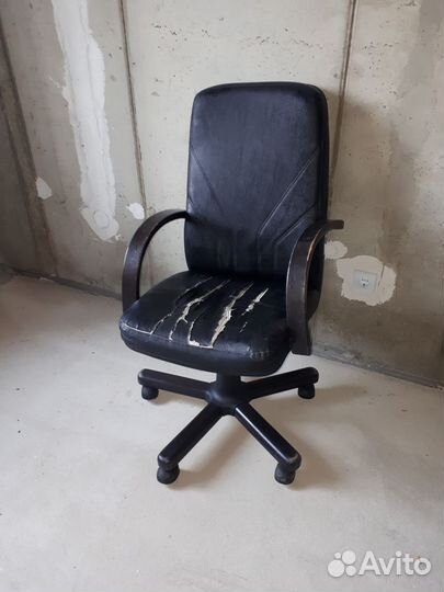 Компьютерное кресло