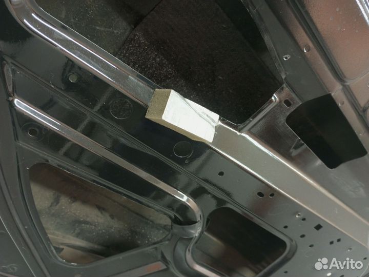 Дверь задняя левая datsun