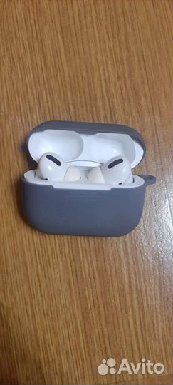 Беспроводные наушники Apple AirPods Pro 2