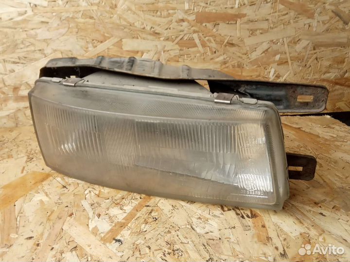 Фара правая Nissan Maxima